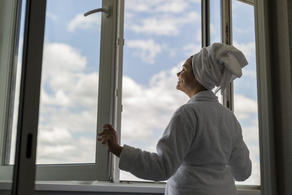 wietrzenie pomieszczenia